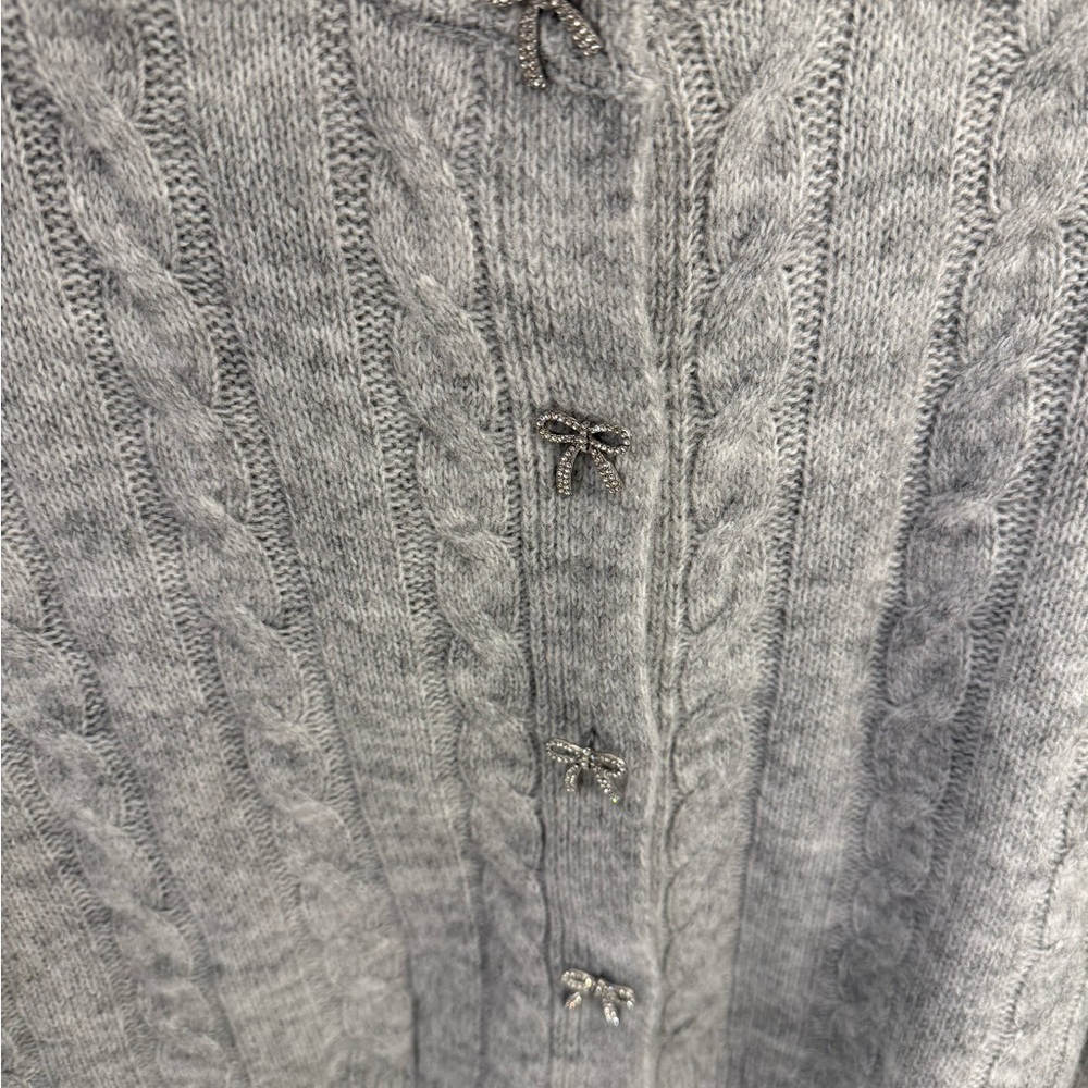 Francesca's Collections Light Gray Cable Knit Car… - image 3